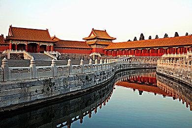 《湮灭之潮》消息汇总：单机买断无内购 Boss战很难